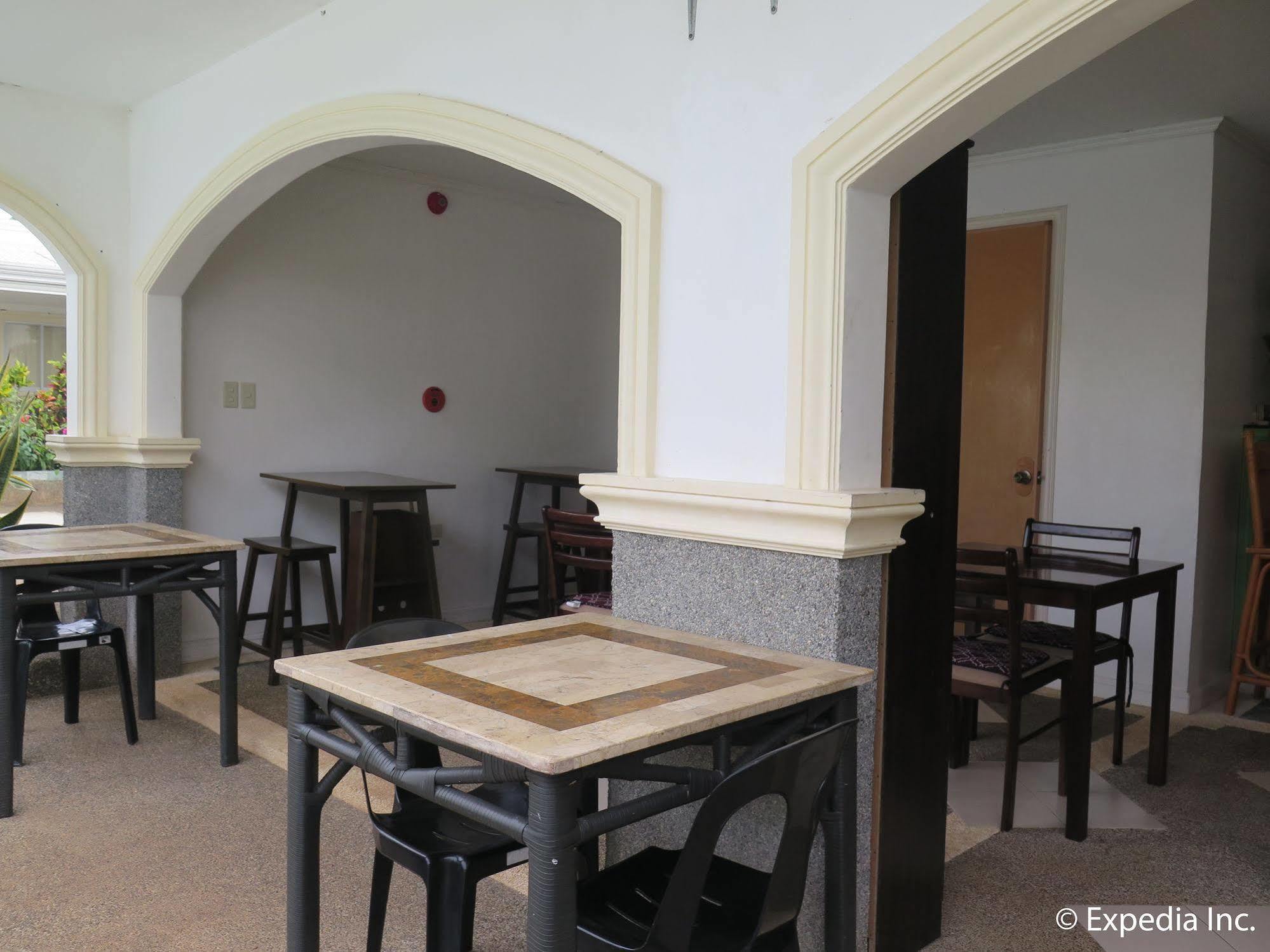 Villa Del Pueblo Inn Панглао Екстер'єр фото